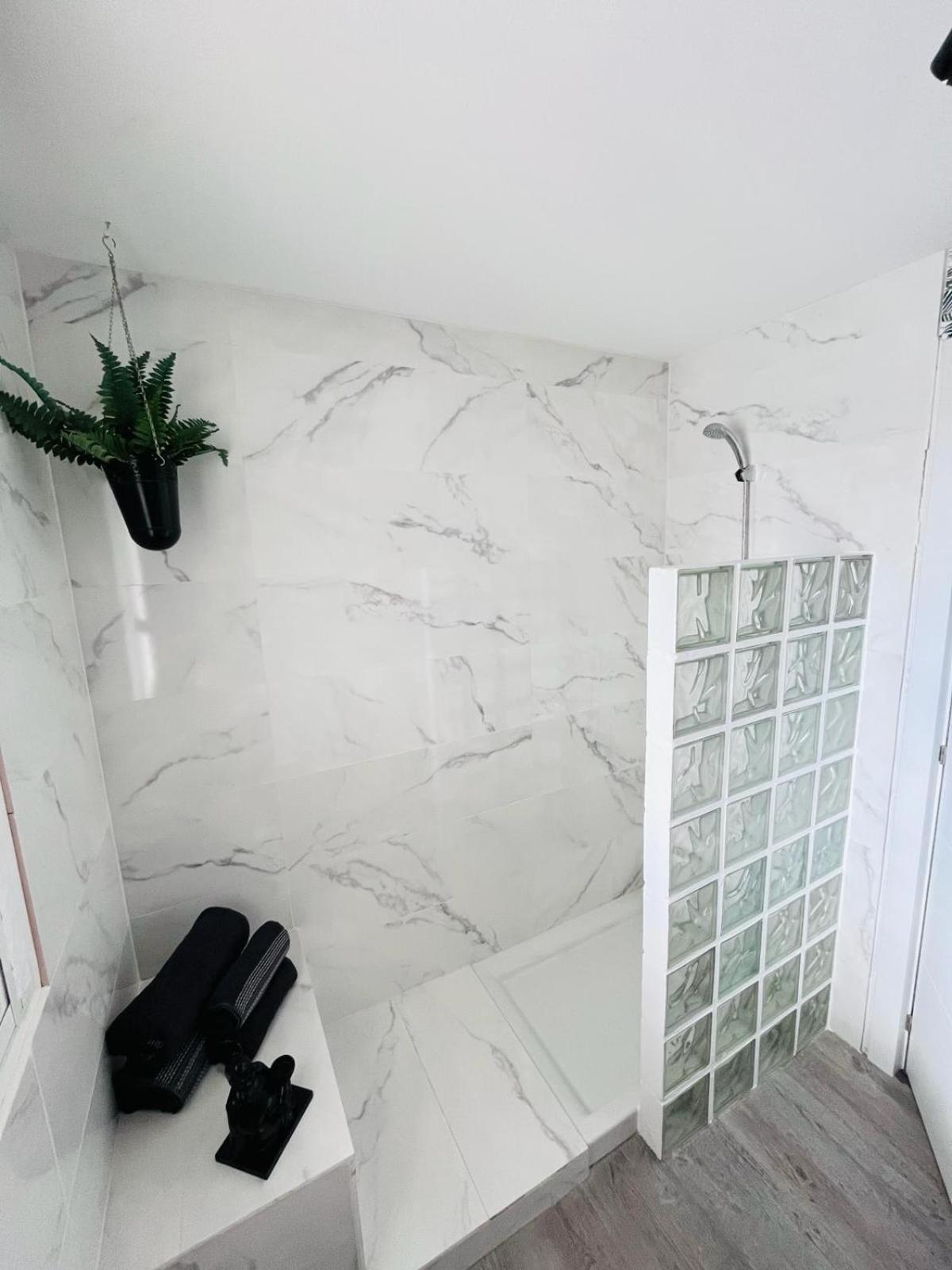 Apartamento Pueblo Evita Apartment Беналмадена Екстериор снимка